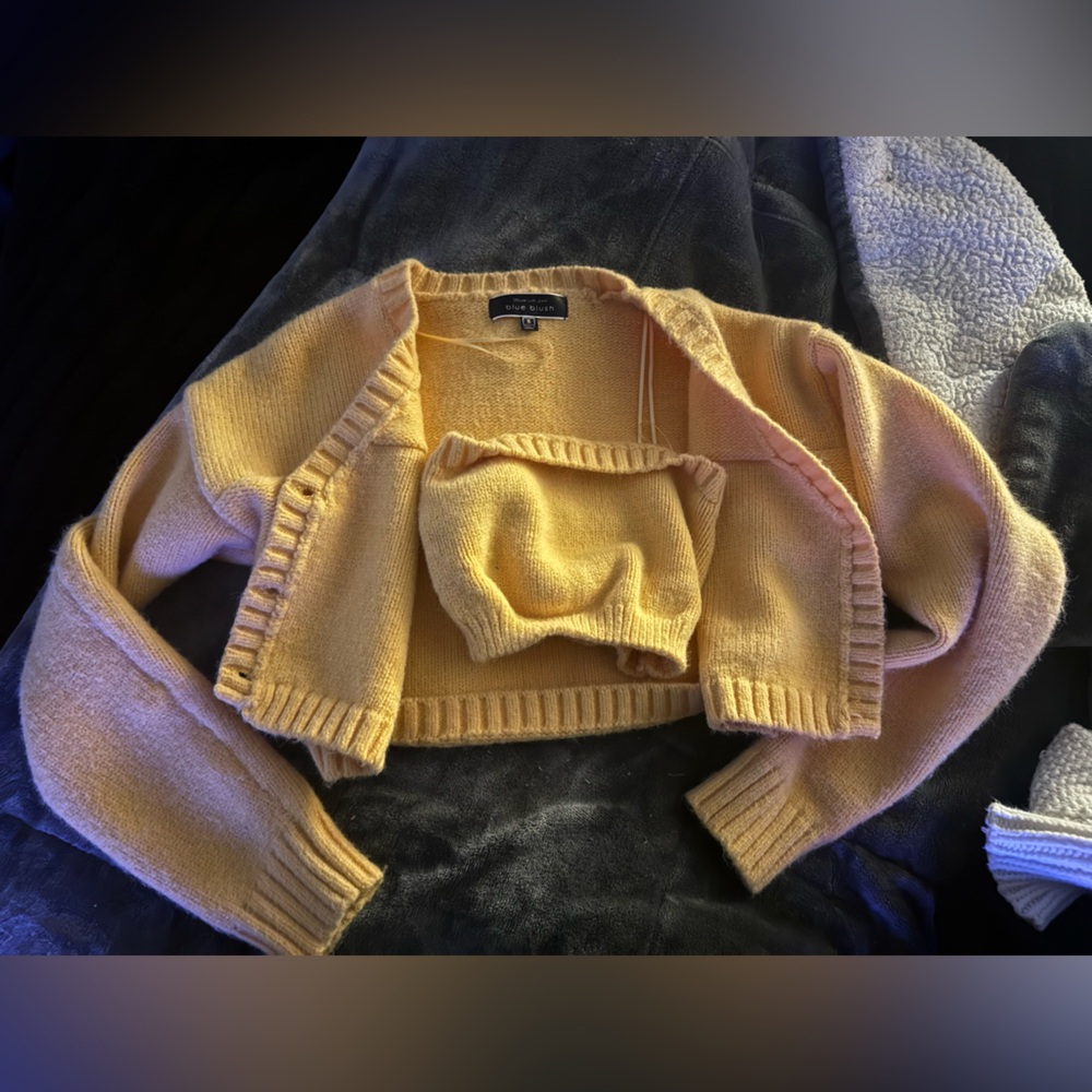 Blue Blush Yellow Cropped Knit Cardigan